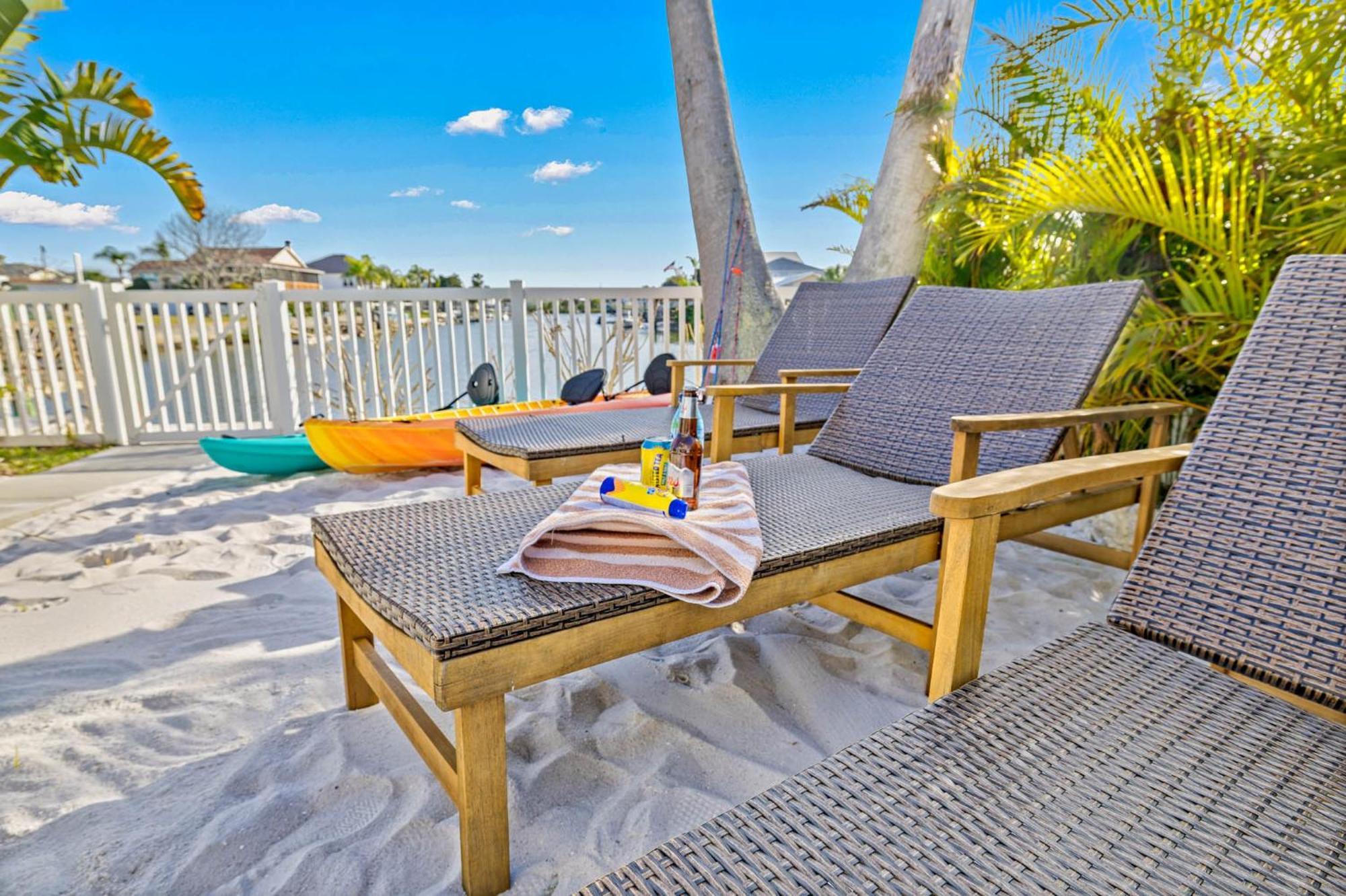 5 Bed3Bath Waterfront Pool Home With Full Gym, Office, And Heated Pool! Hernando Beach Exterior foto