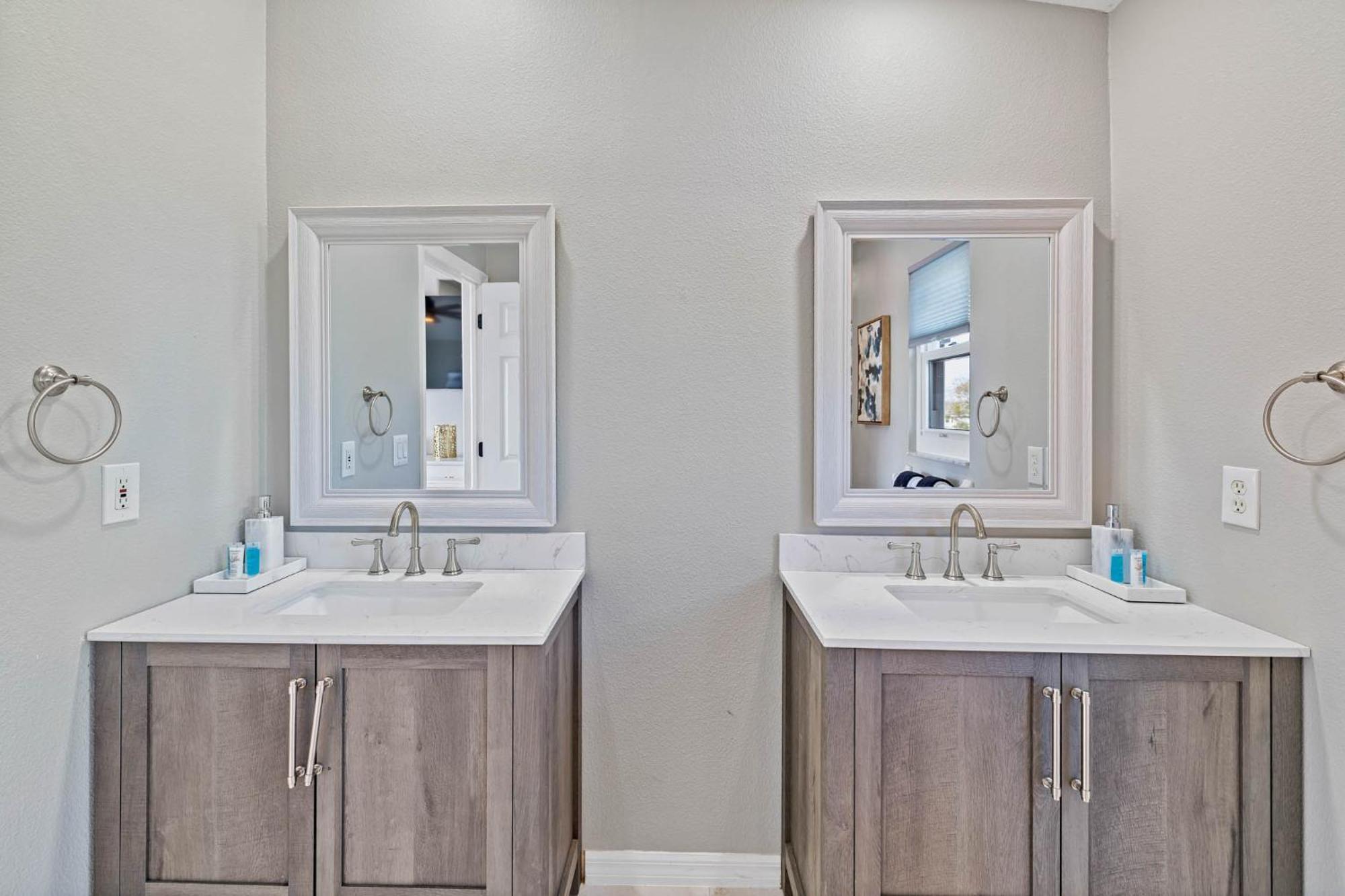 5 Bed3Bath Waterfront Pool Home With Full Gym, Office, And Heated Pool! Hernando Beach Exterior foto